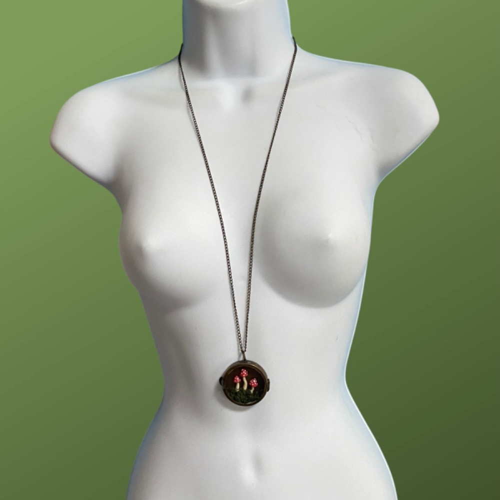 Red Spotted Amanita Mushrooms Cottagecore Naturecore Necklace Fairycore Upcycled - Picture 4 of 9